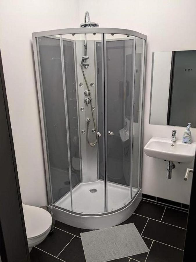 Business-Motel & 24H Selfcheckin Heimsheim Extérieur photo