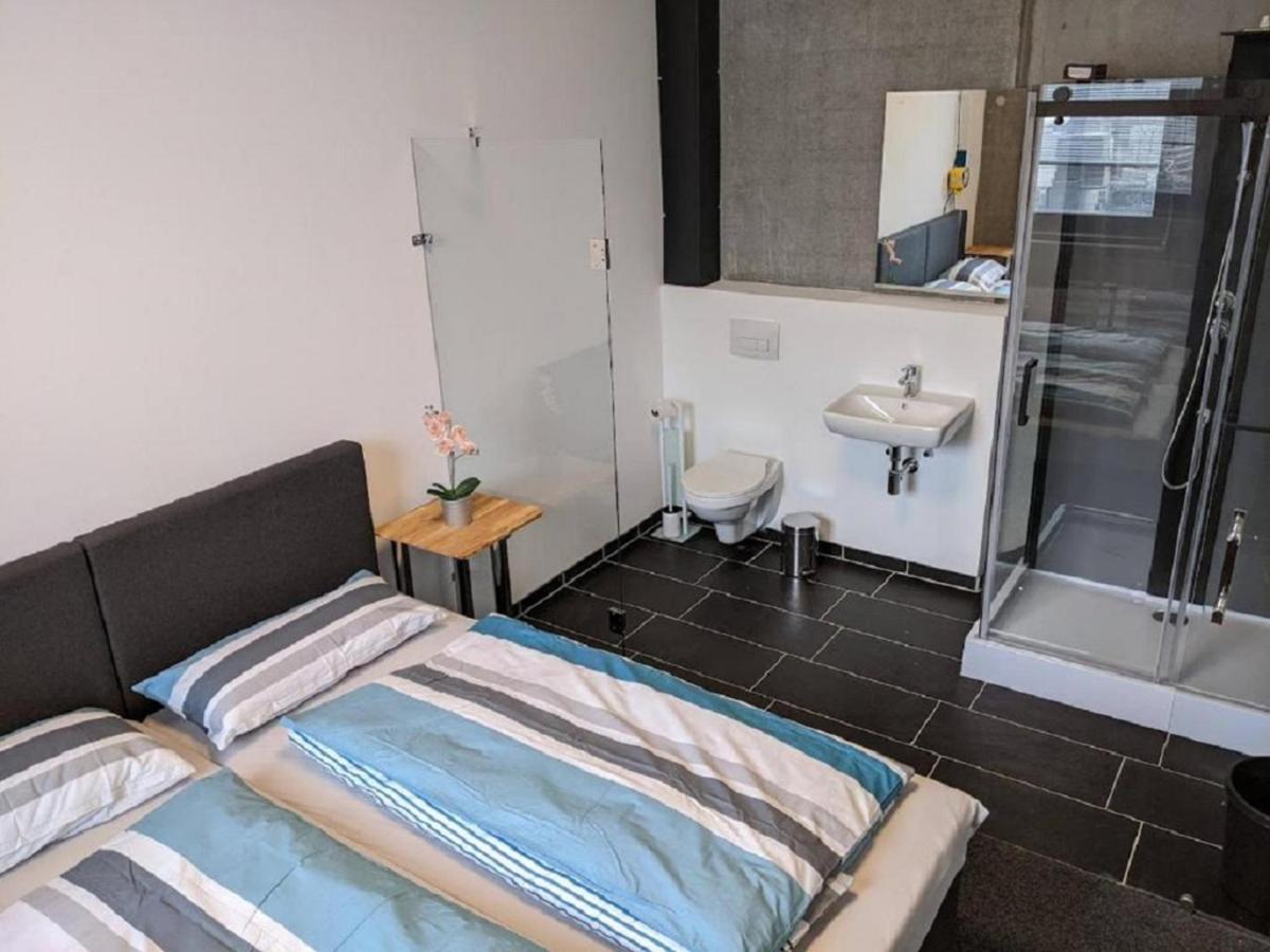 Business-Motel & 24H Selfcheckin Heimsheim Extérieur photo